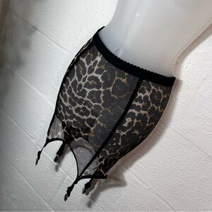 Leopard fishnet suspender skirt